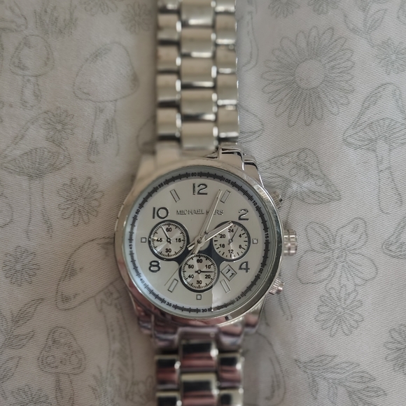 Michael Kors Silver Chronograph Watch - Picture 3 of 5